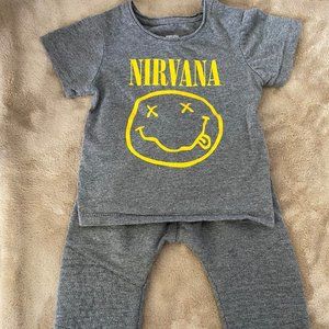 12 mos Nirvana Outfit